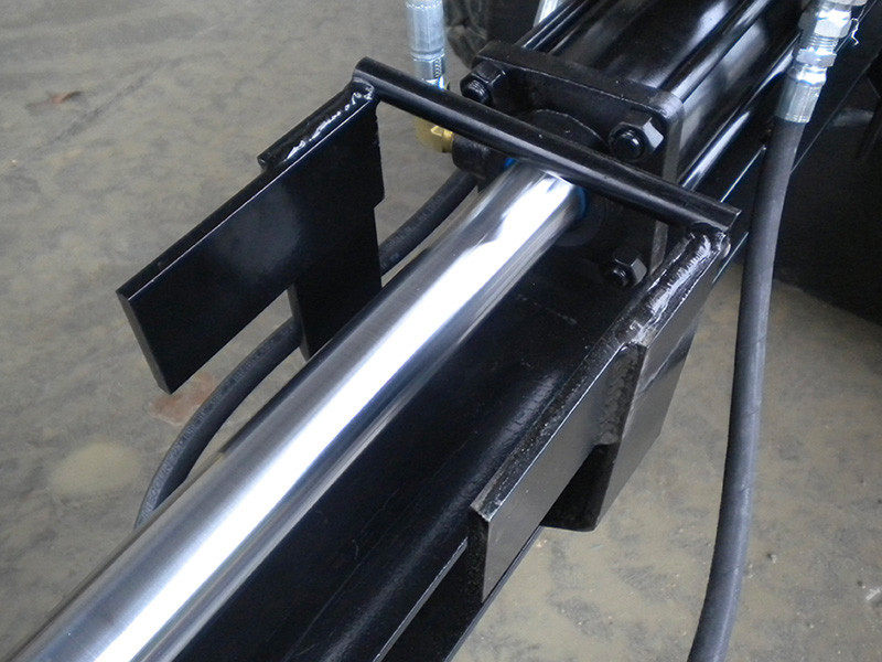 Blue Diamond Inverted Log Splitter For Skid Steer