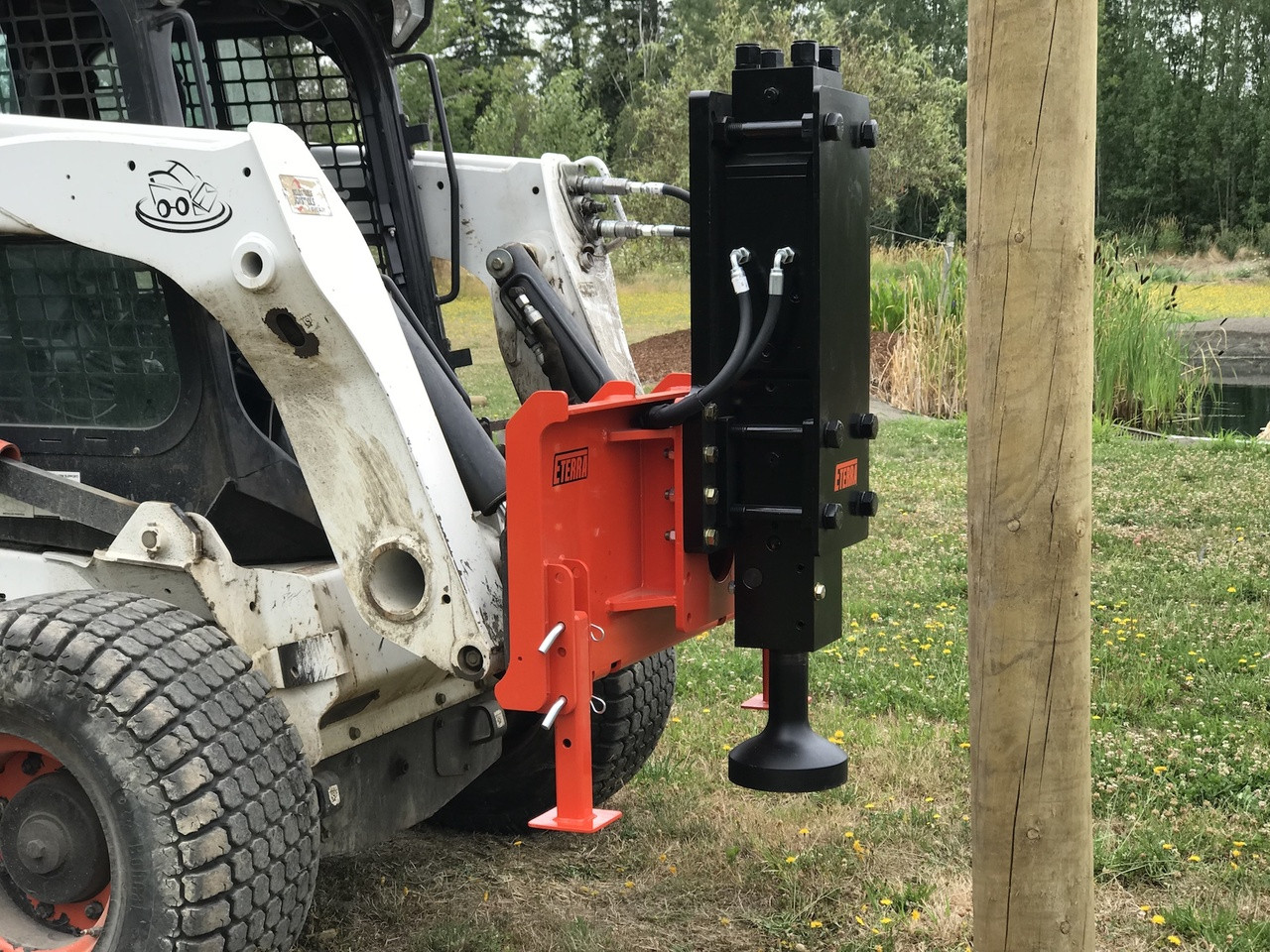 Skid Steer Post Driver PDX750E Model Eterra
