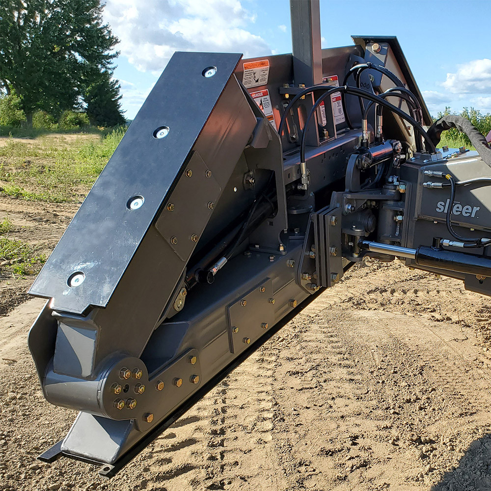 skeer-skid-steer-grading-blade-with-tilt-attachment-skid-steer-solutions