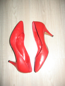 Vintage Halston III Made In Spain Red Leather Classic High Heel Pumps Shoes