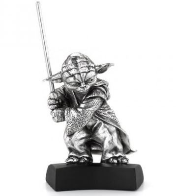 Yoda Figurine Royal Selangor -front-Kiozwi