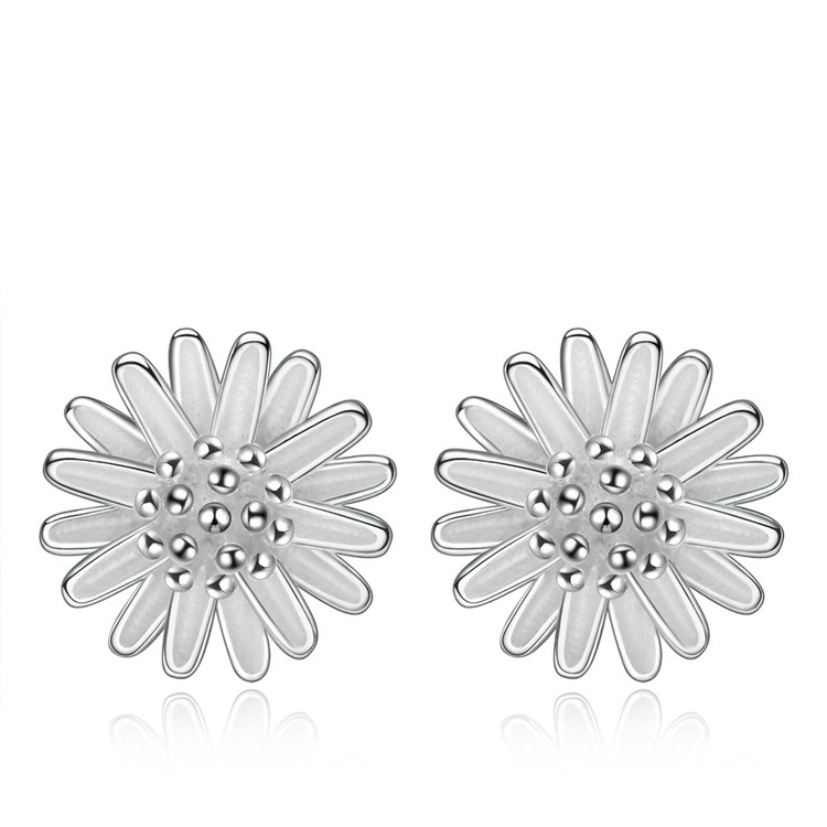 Flower Stud Earrings | Majesty Diamonds