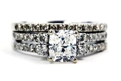 Unique Cushion Cut Engagement Ring Set