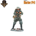 KHA006 Winter German Waffen SS Standing Firing MP40 by First Legion 