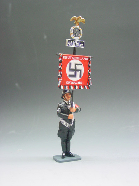 LAH037 Standing Attention Standard Bearer by King & Country