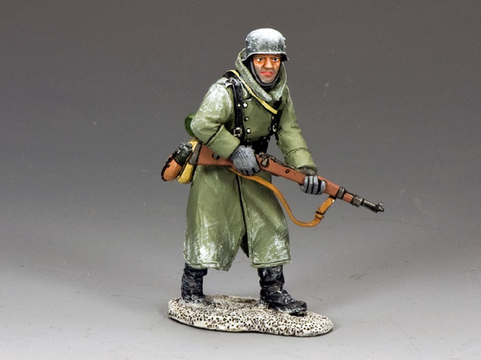 BBG056 Advancing with Rifle #1 by King and Country (RETIRED