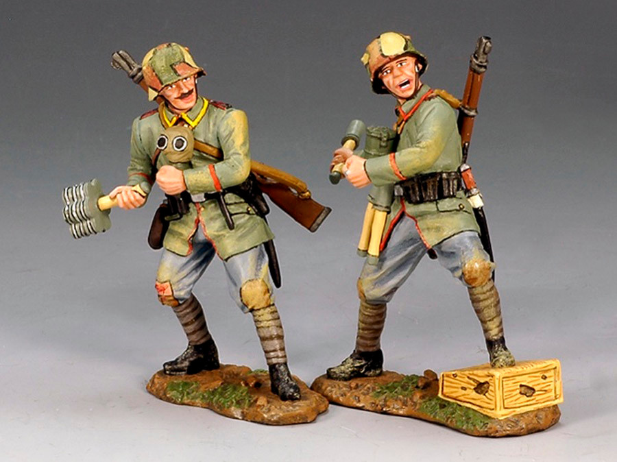 FW051 Grenadier Set by King and Country (RETIRED) - Sager's