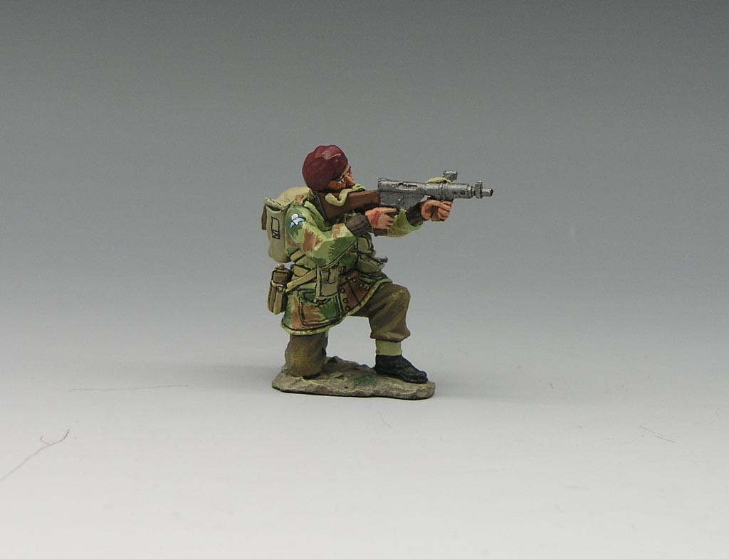 MG020 Kneeling Firing Sten Gun by King and Country (RETIRED) - Sager's ...