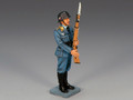LW011  Standing Airman Presenting Arms by King and Country (RETIRED)