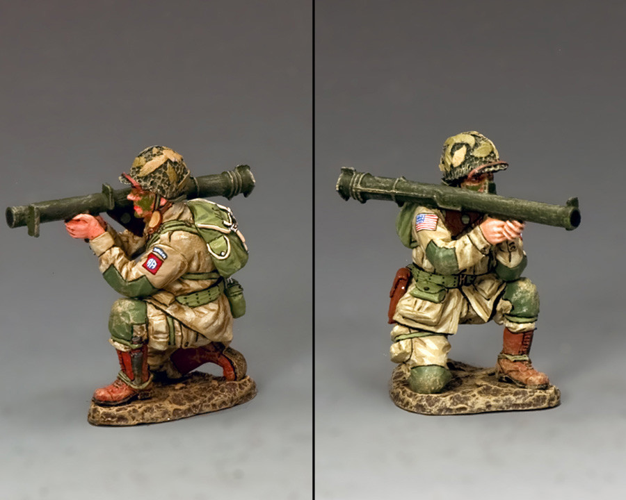Figurine King & Country DD359(B) – Soldat à Genou Tirant Avec Socle Sable (neuf Sous Blister)