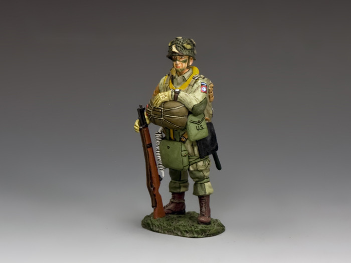 DD270-1 Standing Paratrooper (82nd Airborne) by King and Country (RETIRED)