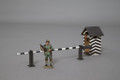 ACCPAK012A  WW1 Hut & Stormtrooper by Thomas Gunn Miniatures