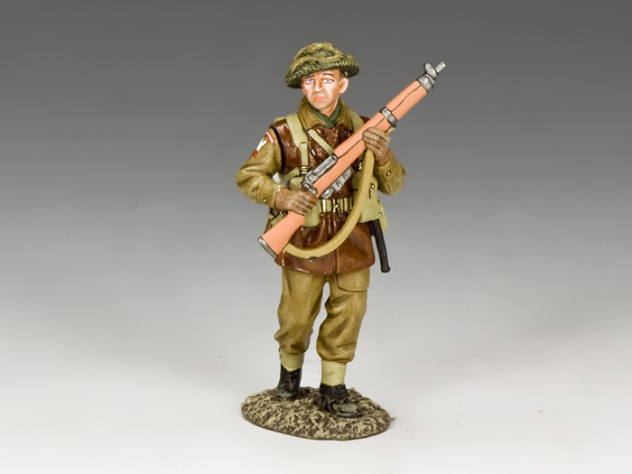 CW129 Infantryman Charging by King and Country 