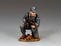 WH079 Kneeling Panzer Grenadier with Schmeisser by King and Country (RETIRED)