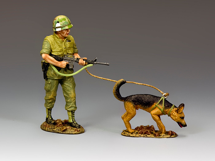 USMC052 Pacific War Dog by King and Country 