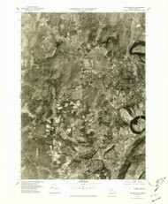 Easthampton, Massachusetts 1975 (1981) USGS Old Topo Map Reprint 7x7 MA Quad 350119