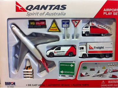 qantas toy plane set