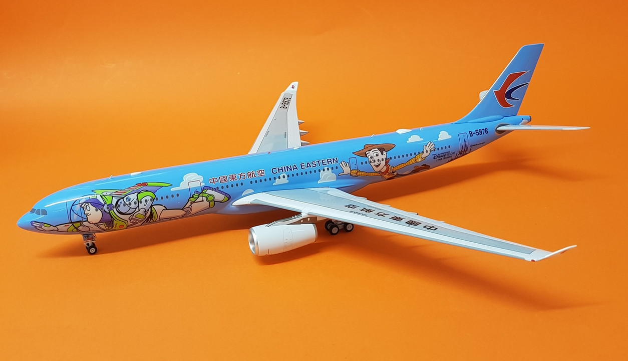 ルア新品@中国東方航空A330-300ディズニートイストーリー特装ジェット 