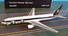 PH04209 | Phoenix 1:400 | Boeing 767-300ER UPS Panda Express N315UP