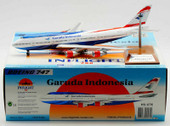 IF743GA1218 | InFlight200 1:200 | Boeing 747-300 Garuda Indonesia HS-UTK, 'Orient Thai Hybrid' (with stand)
