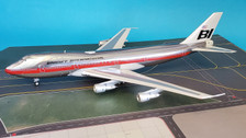 IF741BN1218P | InFlight200 1:200 | Boeing 747-100 Braniff International N9666 (polished with stand)