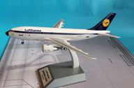 B-310-0718 | Blue Box 1:200 | Airbus A310-203 Lufthansa D-AICB (with stand)