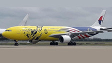 XX4483 | JC Wings 1:400 | Airbus A330-300 Malaysia Airlines 9M-MTG, 'Harimau Malaya' | is due: December 2020