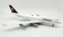 JF-747-4-050 | JFox Models 1:200 | Boeing 747-400 Lufthansa D-ABVZ (with stand)