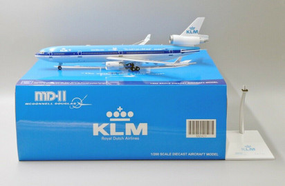 XX2423 | JC Wings 1:200 | KLM McDonnell Douglas MD-11 The world is