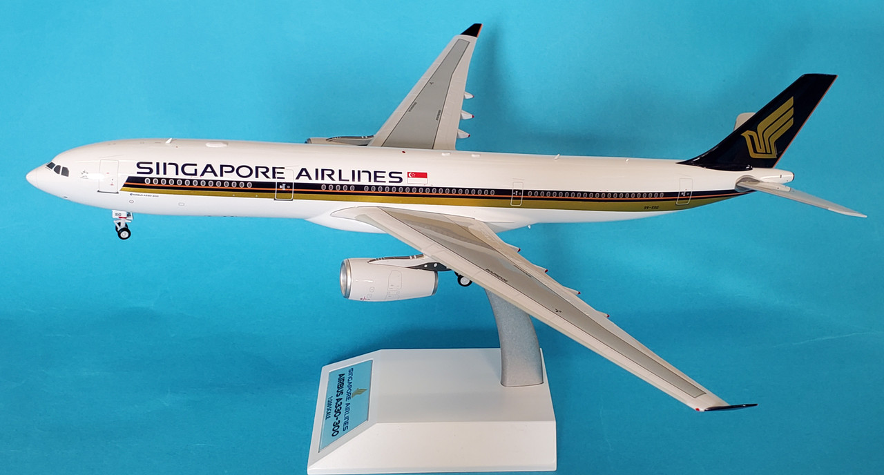 WB-A330-3-011 | Blue Box 1:200 | Airbus A330-300 Singapore