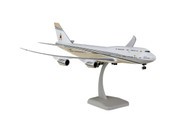 HG2011724 | Hogan Wings 1:200 | Boeing 747-800 Brunei Government V8-BKH (plastic)