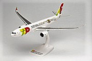 Herpa Snap-Fit 1:200 |Airbus A330-900neo TAP Air Portugal 75 Years CS-TUD