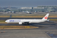PH04449 | Phoenix 1:400 | Boeing B777-300 JAL Oneworld JA752J | is due: July-2022