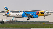 PH04452 | Phoenix 1:400 | Airbus A320neo Azul Donald Duck PR-YSI | is due: July-2022