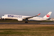 PH04456 | Phoenix 1:400 |  Airbus A350-900 JAL One World JA15XJ | is due: July-2022