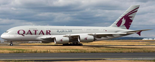 AV4136 | Aviation 400 1:400 | Airbus A380-861 Qatar Airways A7-APA Detachable Gear | is due: July 2022