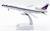 WB1011DL19P | Blue Box 1:200 | L-1011 Tristar Delta N740DA (with stand) | is due: December 2022
