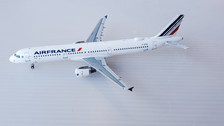 NG13033 | NG Models 1:400 | Airbus A321-200 Air France F-GTAU (revised modern livery)