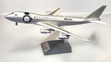 B-Bulgari-MS | Blue Box 1:200 | Boeing 747- 243B Alitalia Bulgari I-DEMS (with stand)