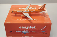 320-EZ-UI | Orange Box 1:200 | Airbus A320-214 Easyjet G-EZUI reverse scheme (with stand)