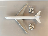 IFKIT747100&200 | InFlight200 1:200 | Boeing 747-100/200 metal kit in white