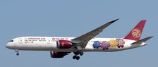 AV2087 | Aviation 200 1:200 | BOEING 787-9 Juneyao Airlines B20DT (with stand) | is due: October 2023