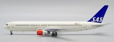 XX40030 | JC Wings 1:400 | Boeing 767-300ER SAS Scandinavian Airlines Reg: LN-RCH | is due: November 2023