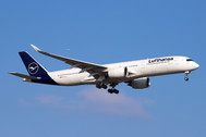 PH04570 | Phoenix 1:400 |  Airbus A350-900 Lufthansa D-AIVA | is due: December 2023