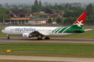 PH11846 | Phoenix 1:400 | Boeing 767-300 Air Seychelles S7-FCS | is due: January 2024