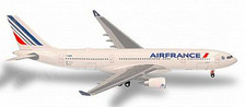 572910 | Herpa Wings 1:200 | Airbus A330-200 Air France - new colors – F-GZCM Valençay | is due: January 2024