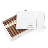 Davidoff - Winston Churchill - The Artist  Petit Corona - Box of 20 Cigars