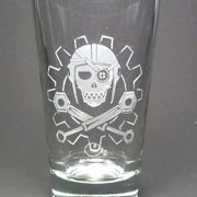 Steampunk Jolly Roger etched beer glass