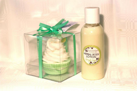 Mint Fragrance Olive Oil Cup Cake with Herbal Body Lotion.