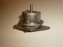 1994-1998 Ford Mustang 3.8 Fuel Rail Pressure Regulator 5.0 GT 302 Lx V6